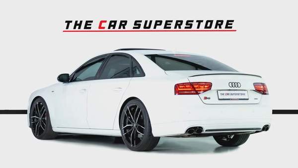 Audi S8-GCC-V8 Twin Turbo-AUDI Exclusive Interior Trim-22 Inch Rims-Very Well Maintained