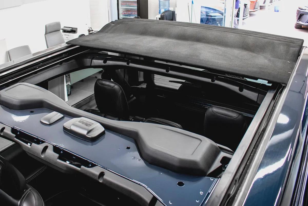 2025 Jeep Wrangler Sahara - 1941 Edition-13-13