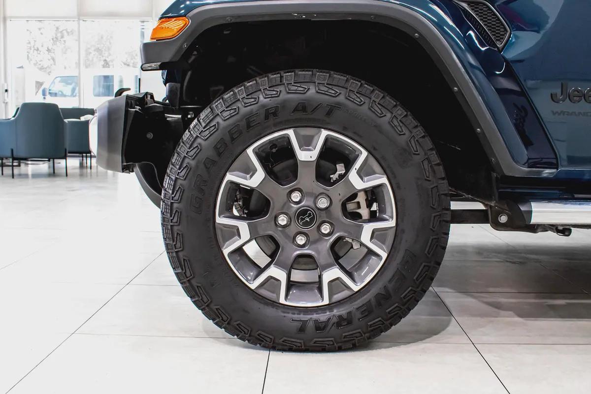 2025 Jeep Wrangler Sahara - 1941 Edition-15-15