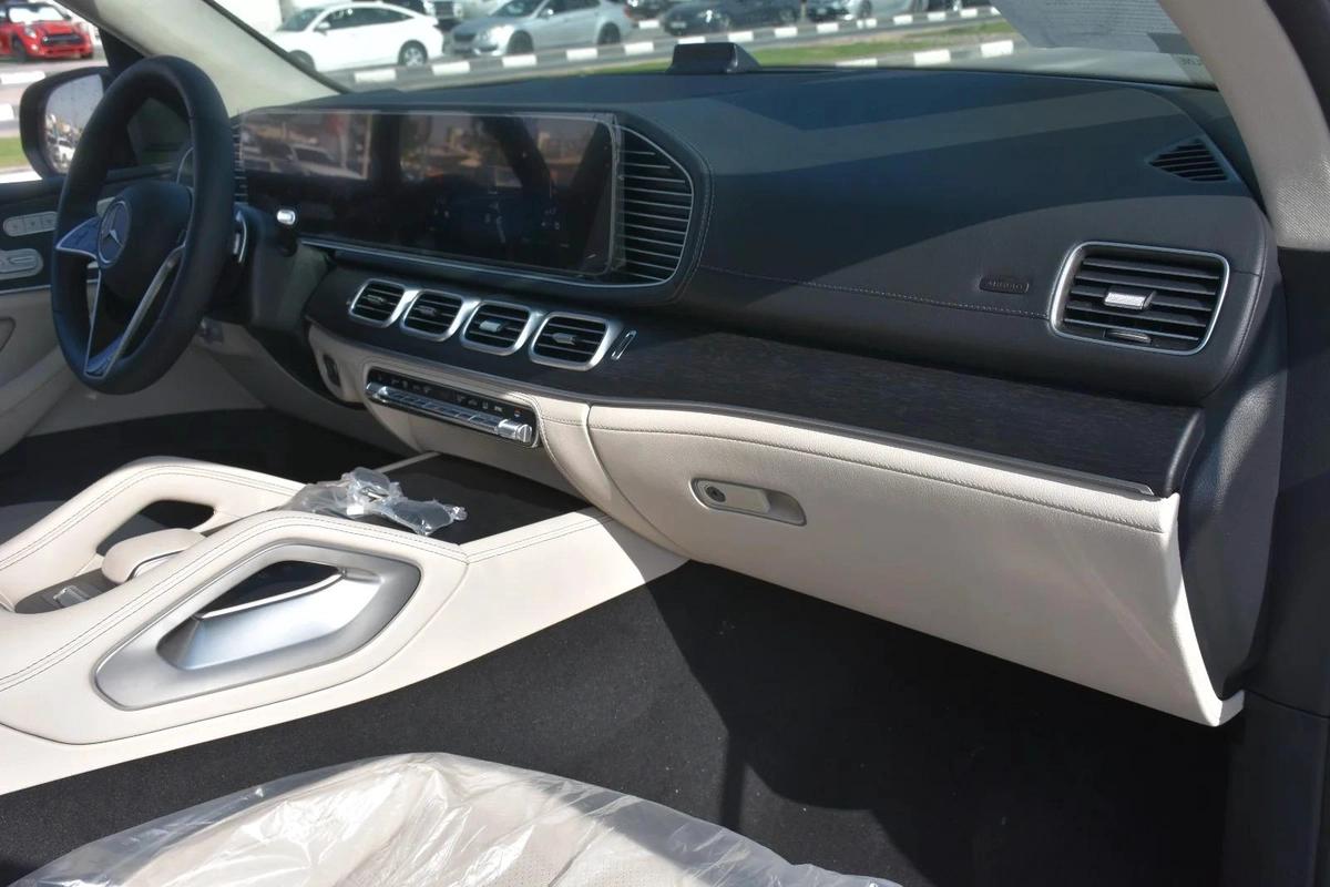 MERCEDES BENZ GLE350 4MATIC 2025 | BLACK-1-1