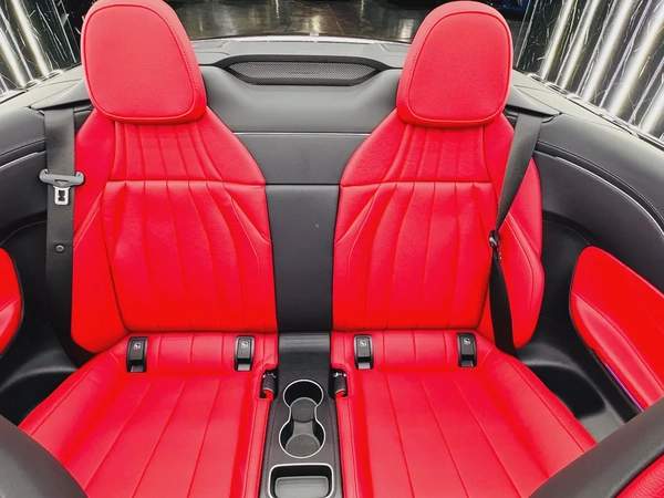 Mercedes-Benz CLE 300 2025 GCC specs for 325,000.00 AED