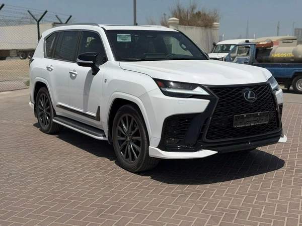 Lexus LX600 Fsport 3.5L twin turbo Model 2026