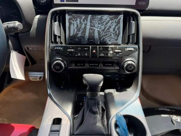 Lexus LX600 Fsport 3.5L twin turbo Model 2026