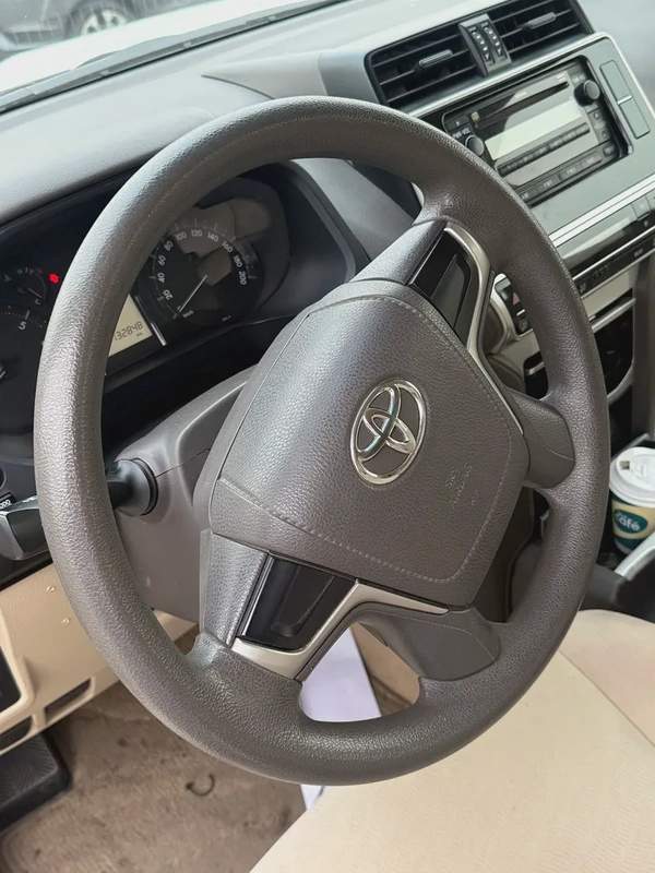 Toyota Prado 2018 TX V4 calen car