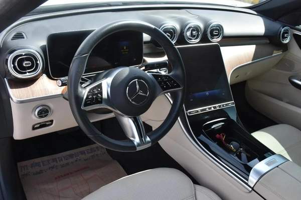 C300 4MATIC 2022 | WHITE