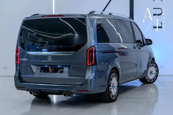 2020 Mercedes V250, Warranty, Brabus kit, Perfect Condition, GCC spec