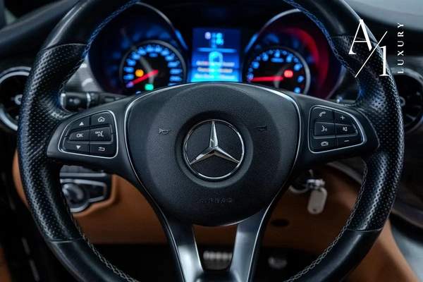 2020 Mercedes V250, Warranty, Brabus kit, Perfect Condition, GCC spec