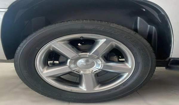 Chevrolet Tahoe LTZ 5.3L-8CYL - SUNROOF LEATHER SEATS EXCELLENT CONDITION