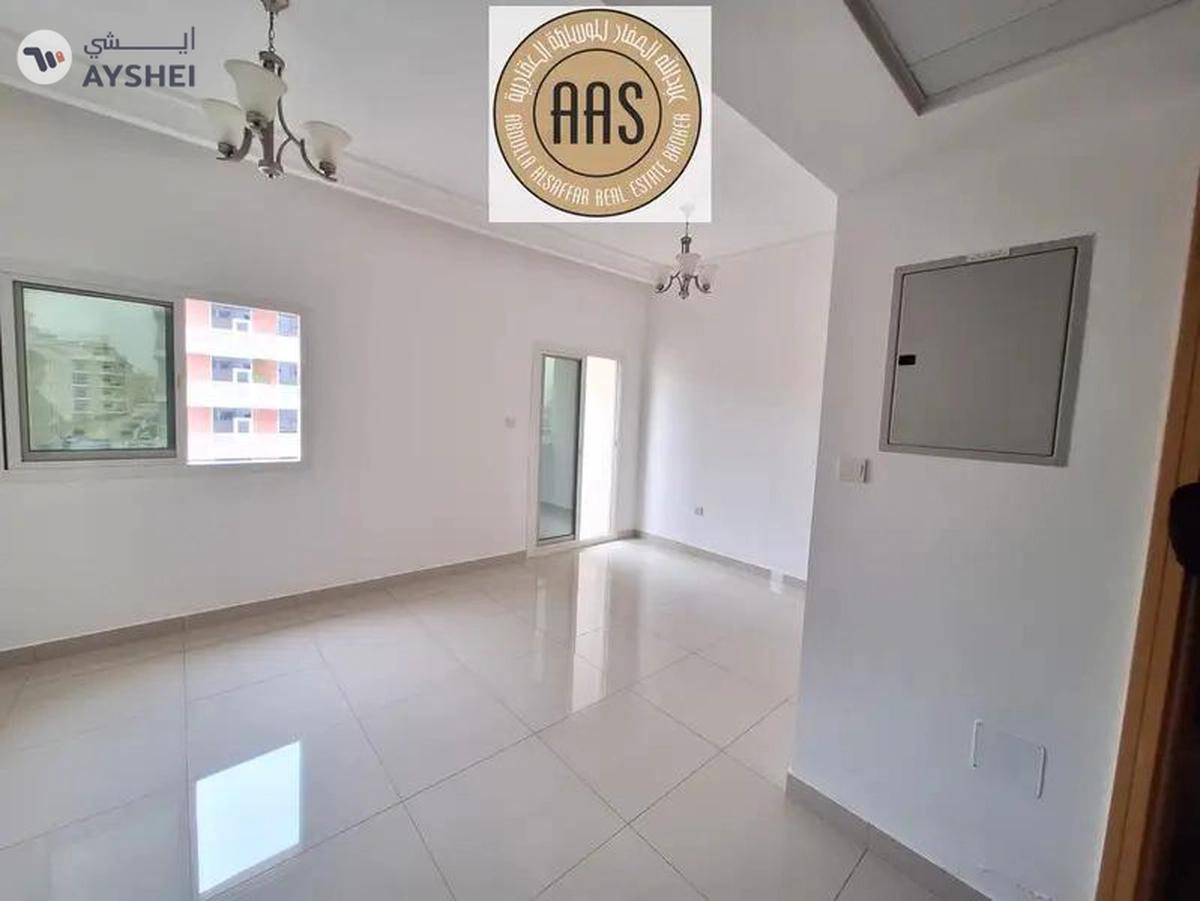 Specious studio with All Facilities in 35k-0-0