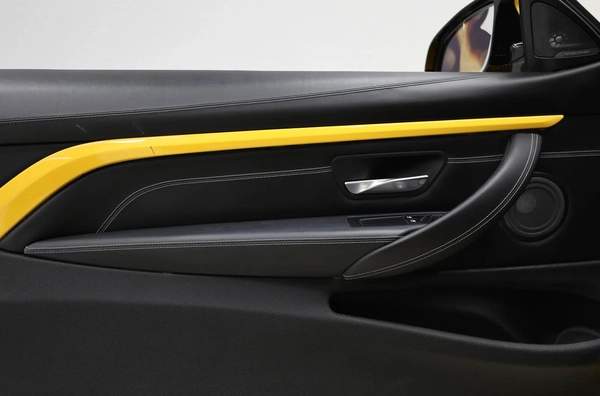 425 Hp | Full Option | Under Warranty Till 2026 | Free Insurance and Registration