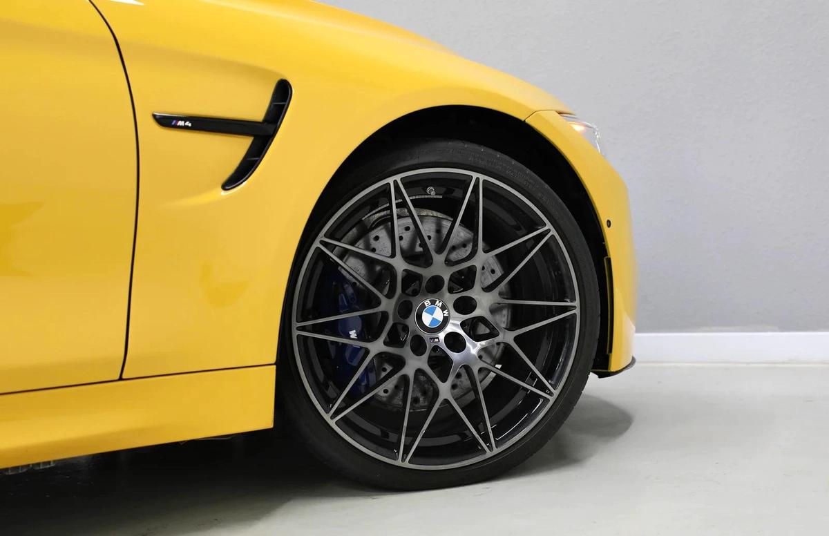 425 Hp | Full Option | Under Warranty Till 2026 | Free Insurance and Registration-6-6