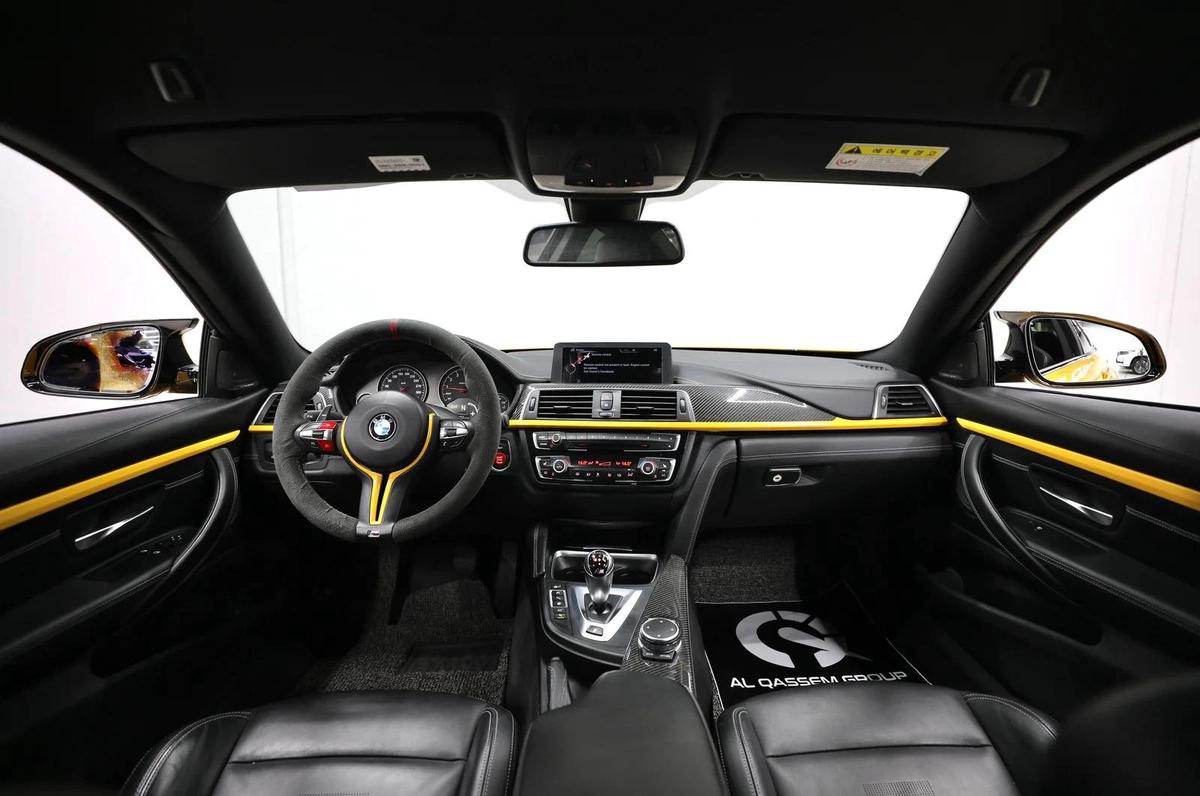 425 Hp | Full Option | Under Warranty Till 2026 | Free Insurance and Registration-13-13