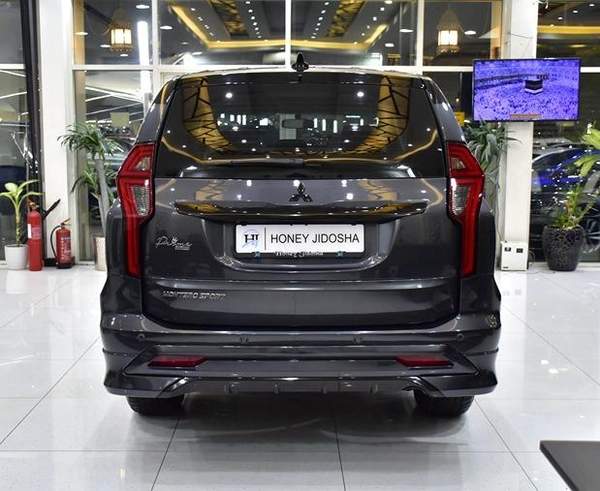 Mitsubishi Montero Sport Prime Edition ( 2023 Model ) in Grey Color GCC Specs