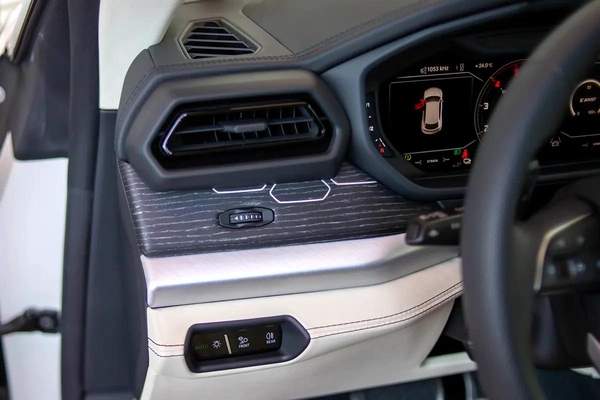 Lamborghini Urus SE | 2025 | 1,200km | Under warranty