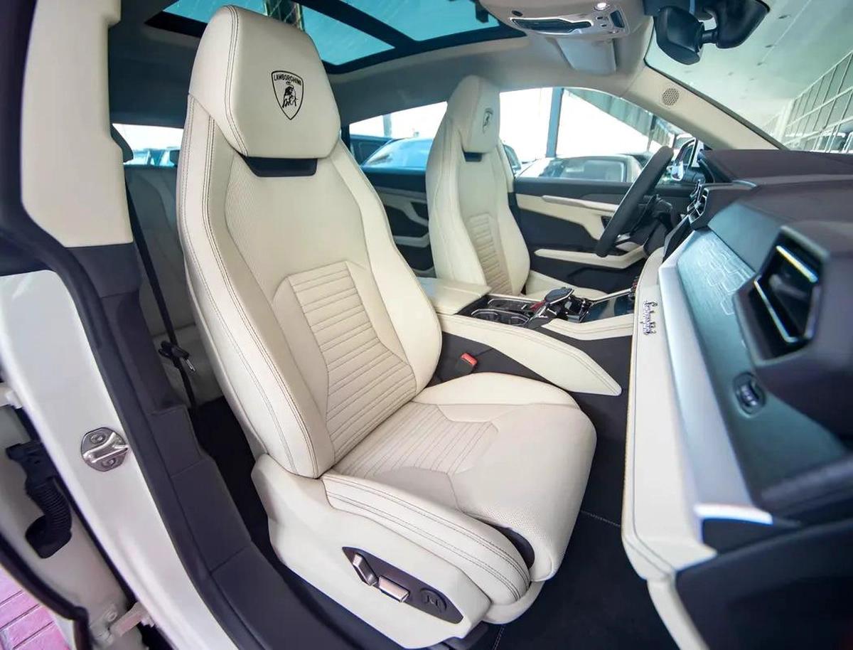 Lamborghini Urus SE | 2025 | 1,200km | Under warranty-14-14