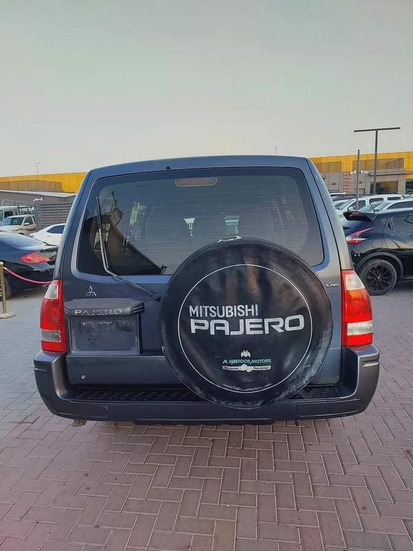 ميتسوبيشي باجيرو 2006
