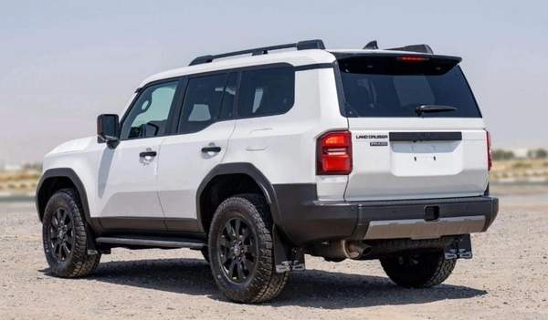 Toyota Prado 250 2.8D AT FIRST EDITION MY2024 – WHITE
