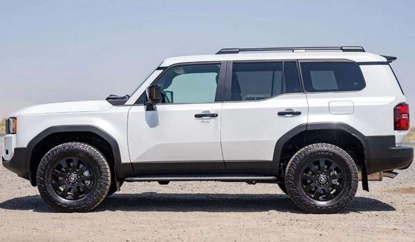 Toyota Prado 250 2.8D AT FIRST EDITION MY2024 – WHITE