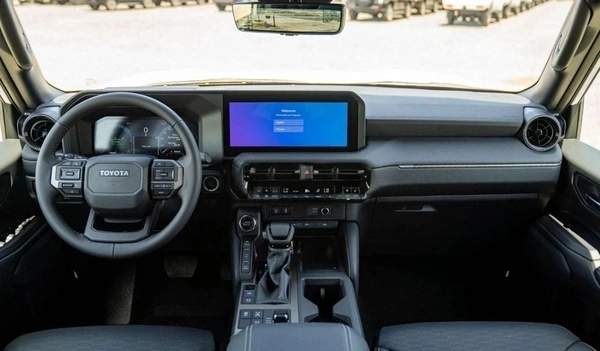 Toyota Prado 250 2.8D AT FIRST EDITION MY2024 – WHITE
