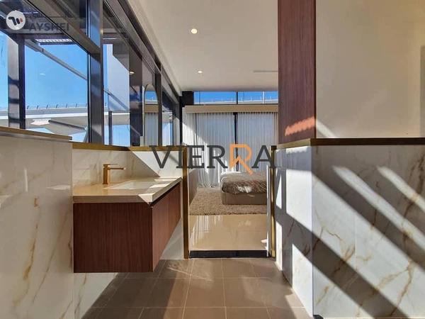 Symbolic Alpha, Queue Point, Liwan, Dubai