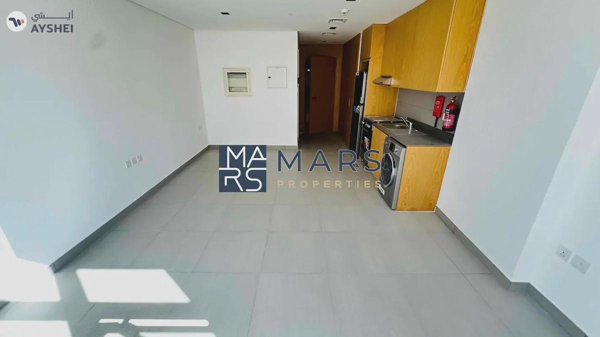 Spacious | Amazing layout | kitchen Appliances-19-19