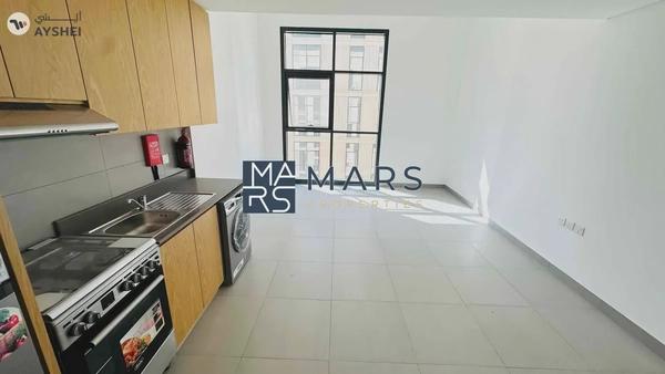 Spacious | Amazing layout | kitchen Appliances