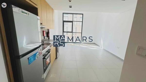 Spacious | Amazing layout | kitchen Appliances