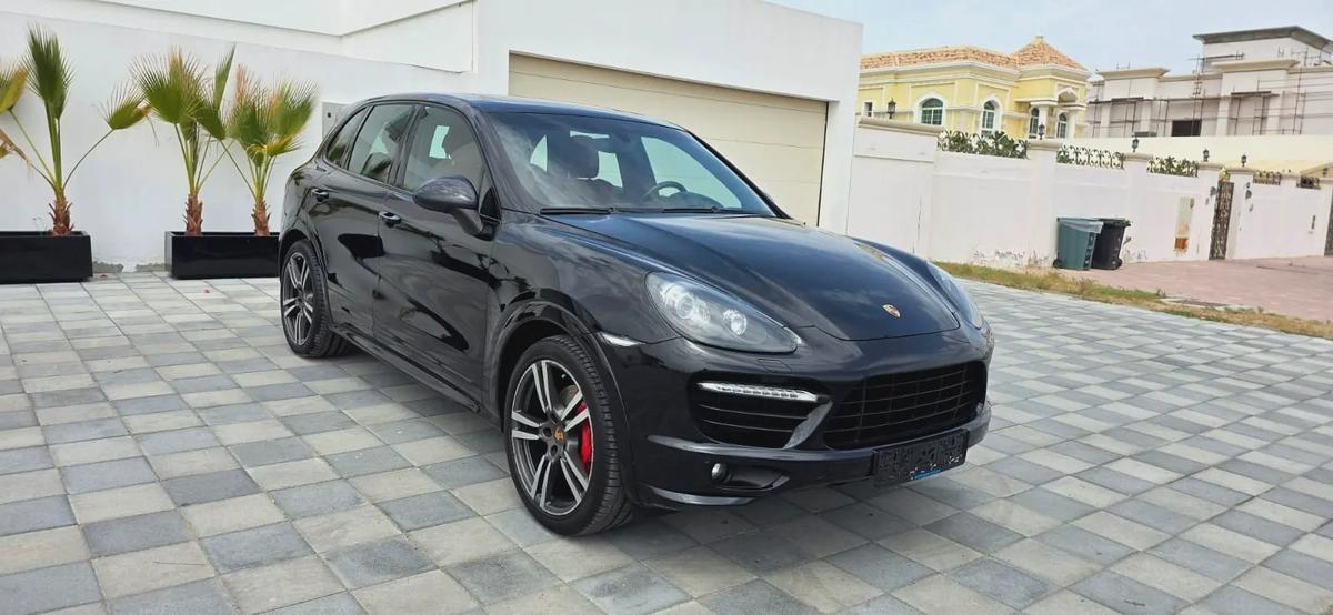2014 Porsche Cayenne GTS-4.8L-V8-Excellent Condition-Full Service History-2-2
