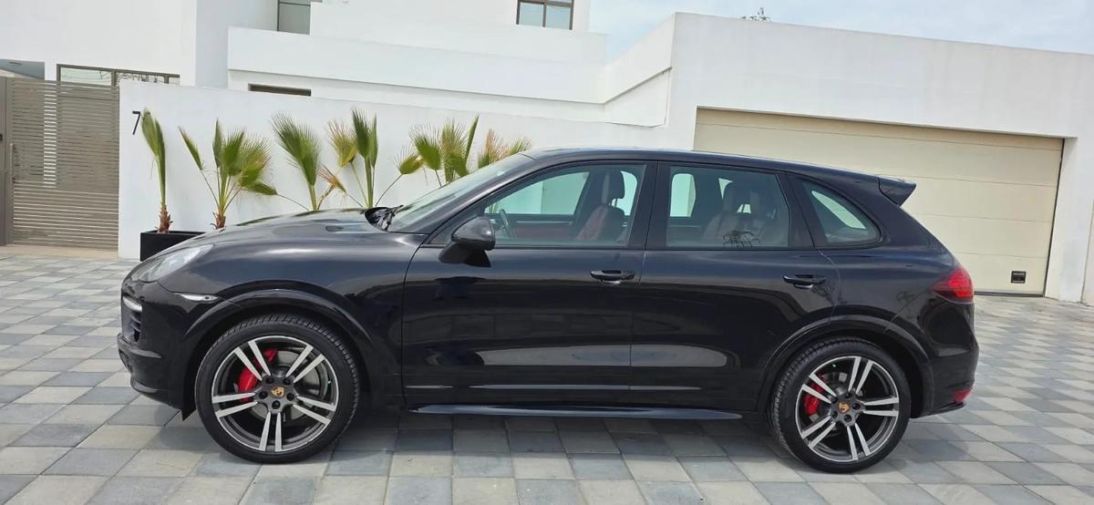 2014 Porsche Cayenne GTS-4.8L-V8-Excellent Condition-Full Service History-4-4