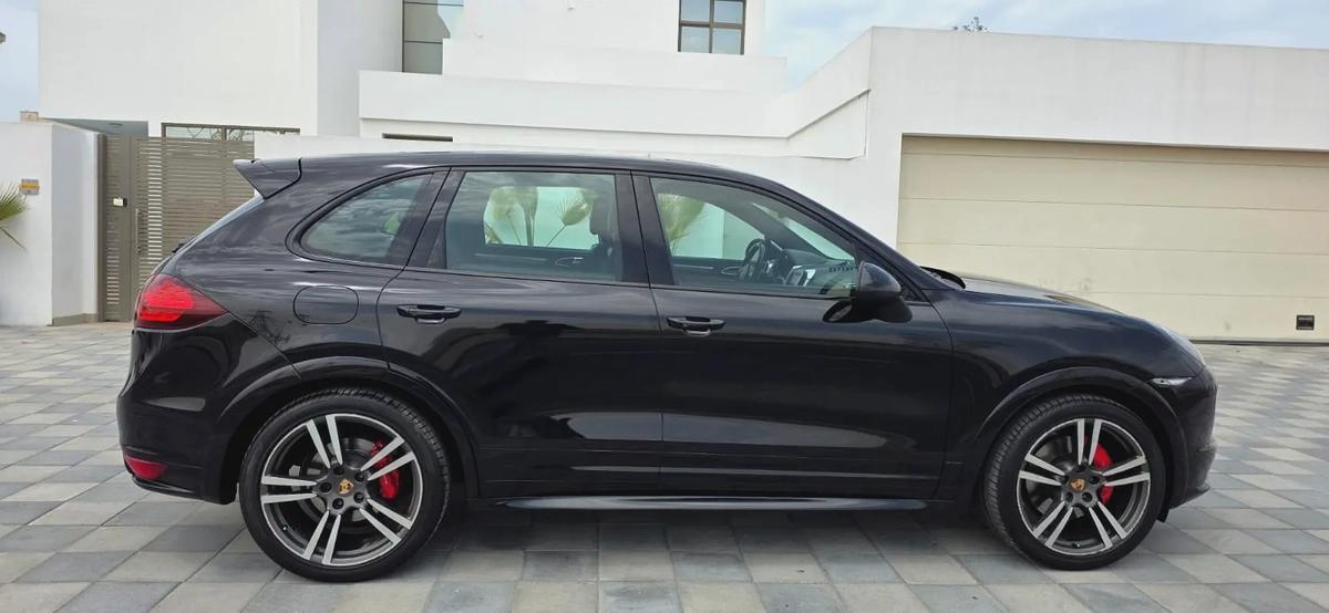 2014 Porsche Cayenne GTS-4.8L-V8-Excellent Condition-Full Service History-6-6