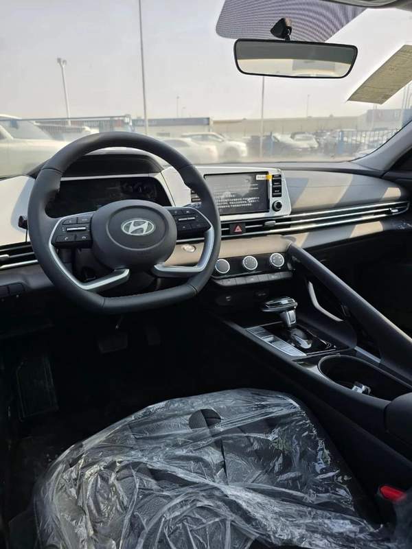 Hyundai Elantra 1.5L