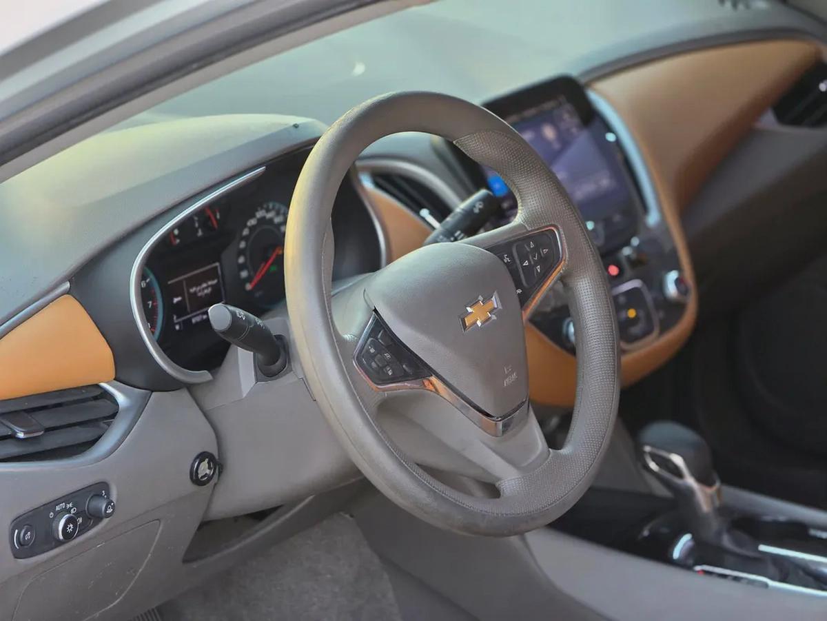 Chevrolet Malibu 2022-14-14