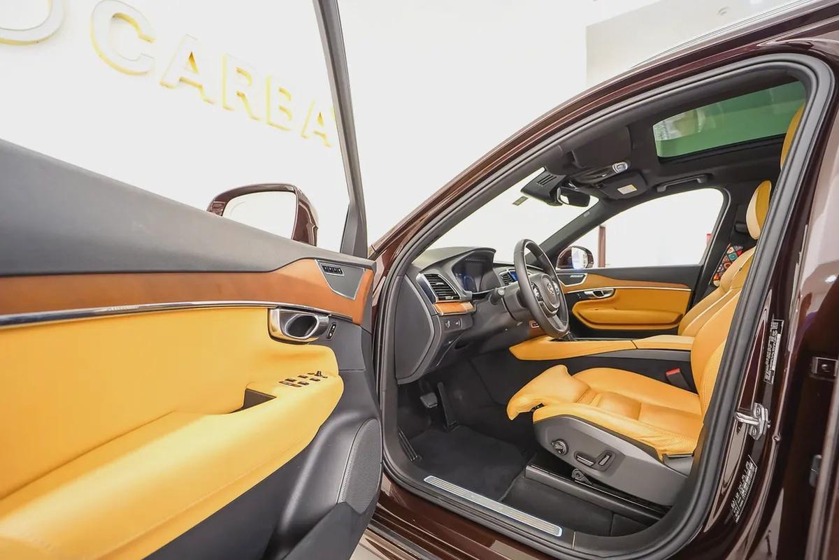 AED 1394 PM | VOLVO XC90 B6 INSCRIPTION 2018 | FULL AGENCY SERVICE HISTORY | 7- SEATER | 1 YEAR WRNT-8-8