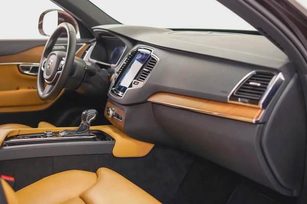 AED 1394 PM | VOLVO XC90 B6 INSCRIPTION 2018 | FULL AGENCY SERVICE HISTORY | 7- SEATER | 1 YEAR WRNT