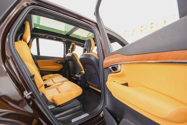 AED 1394 PM | VOLVO XC90 B6 INSCRIPTION 2018 | FULL AGENCY SERVICE HISTORY | 7- SEATER | 1 YEAR WRNT