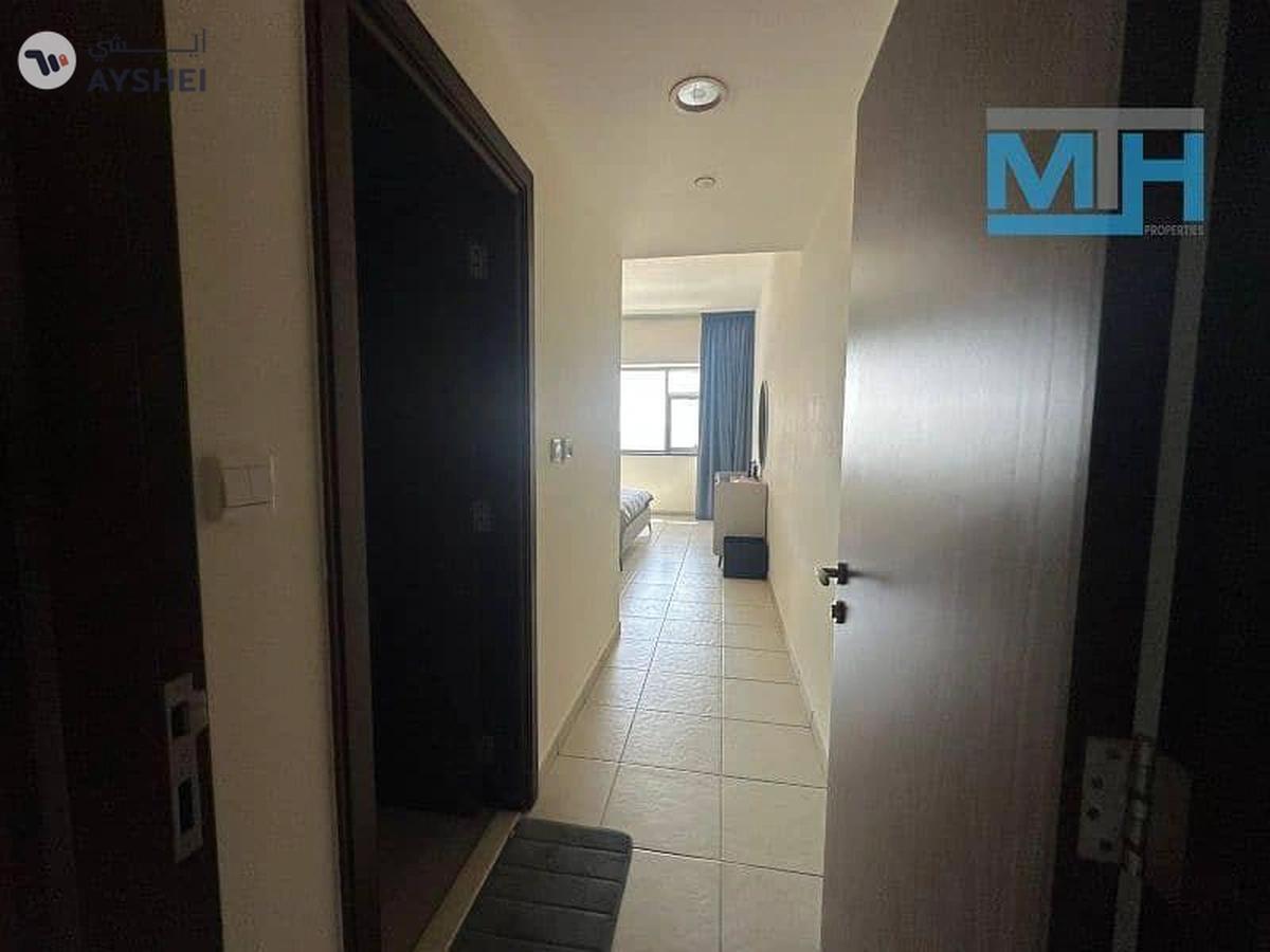 Executive Tower C, Executive Towers, Business Bay, Dubai-12-12