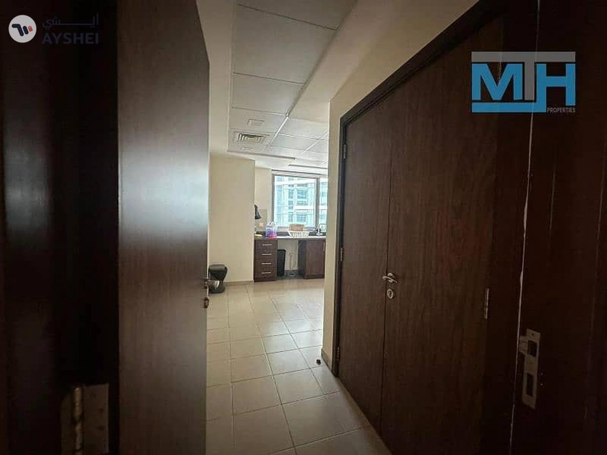 Executive Tower C, Executive Towers, Business Bay, Dubai-4-4