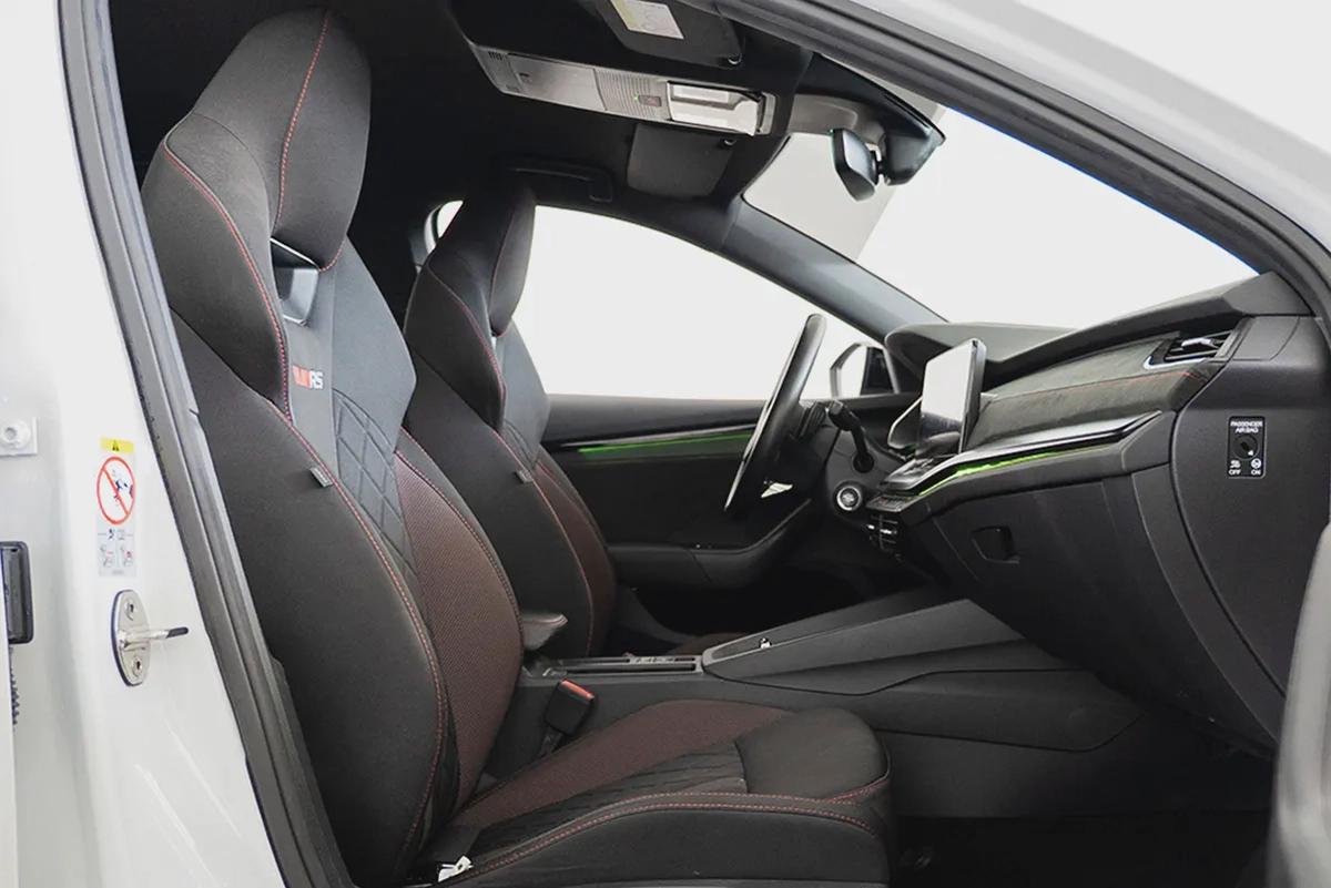 1,875 AED / months | 0% DP | 2022 Skoda Octavia VRS / Full Skoda Service History Warranty-6-6