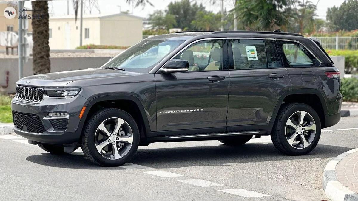 Jeep Grand Cherokee Limited 3.6L Limited Plus 5 Seater 3 Years Official Dealer Warranty 3.6L 4WD GCC-0-0
