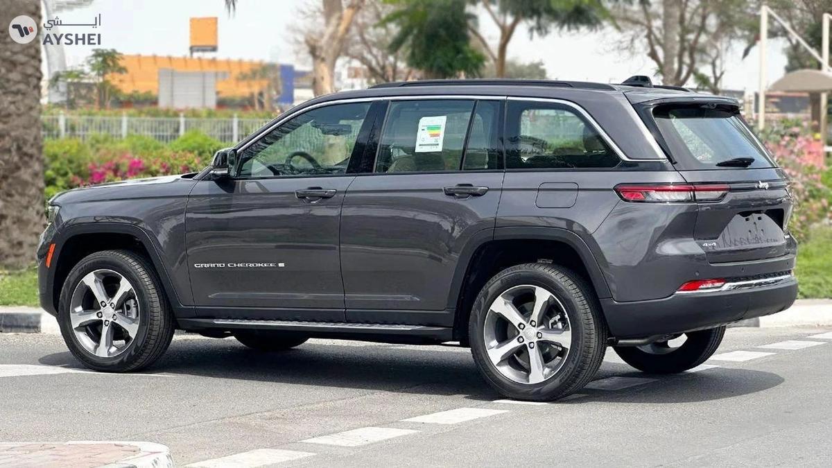Jeep Grand Cherokee Limited 3.6L Limited Plus 5 Seater 3 Years Official Dealer Warranty 3.6L 4WD GCC-23-23