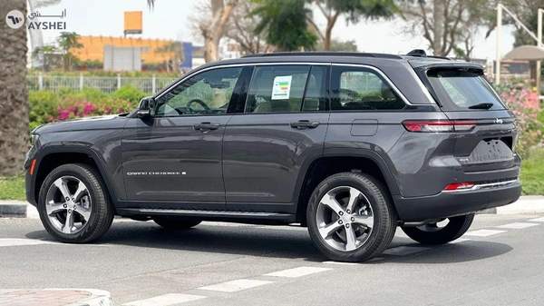 Jeep Grand Cherokee Limited 3.6L Limited Plus 5 Seater 3 Years Official Dealer Warranty 3.6L 4WD GCC