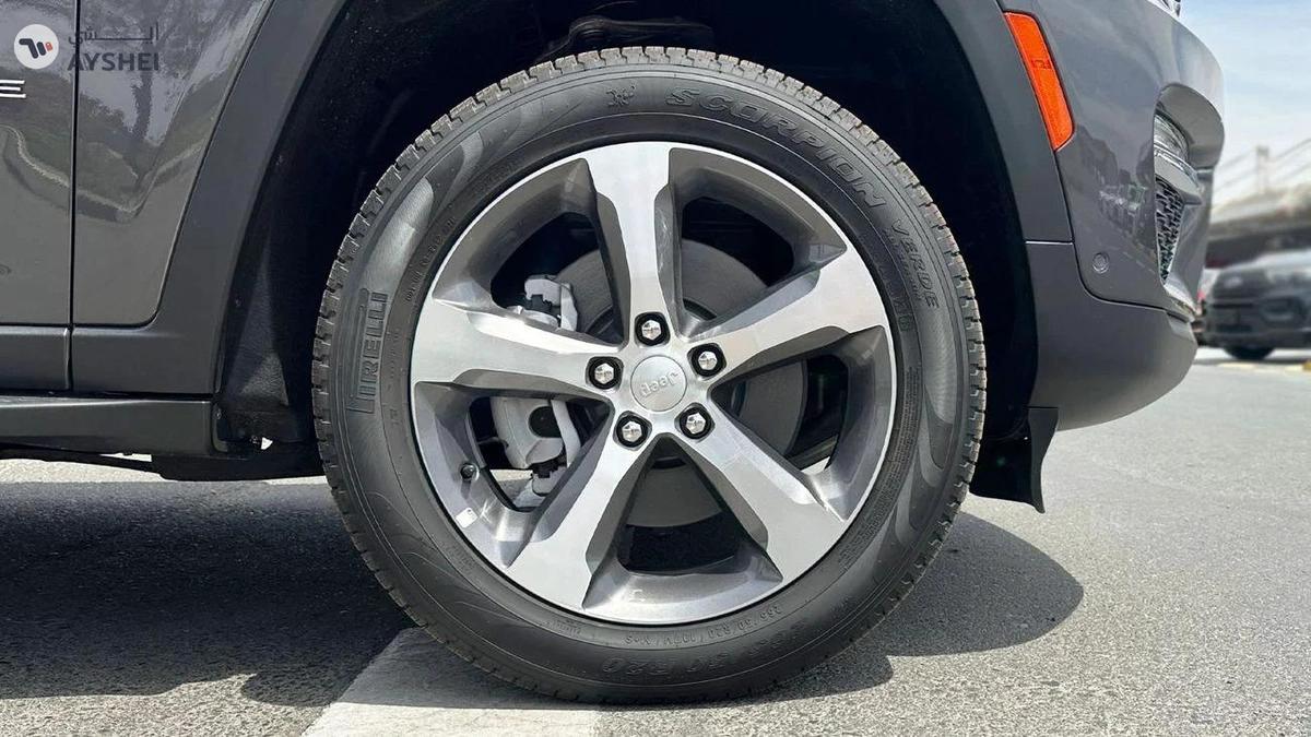 Jeep Grand Cherokee Limited 3.6L Limited Plus 5 Seater 3 Years Official Dealer Warranty 3.6L 4WD GCC-5-5