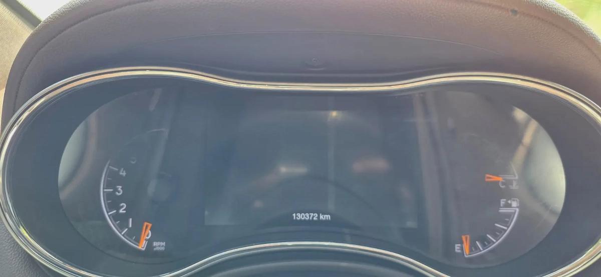 2019 Jeep Grand Cherokee Overland -Full option-Bank Finance Available-14-14