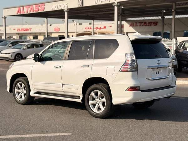 Lexus GX460 Premier 4.6L Full option