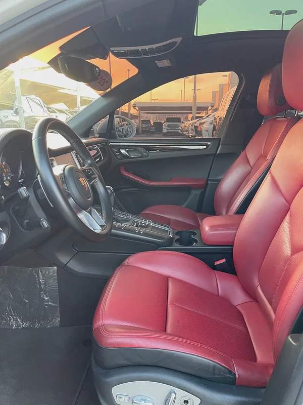 2018 Porsche Macan - GCC Specs