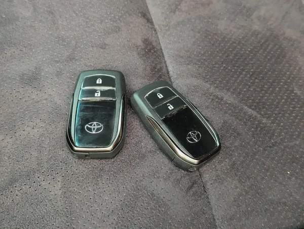 TOYOTA HILUX 2021 FACELIFTED 2025 GR SPORT GCC IN EXCELLENT CONDITION