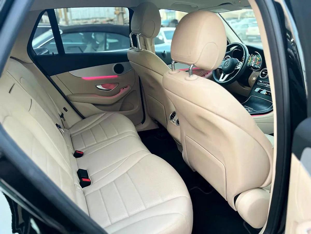 Mercedes benz GLC300 Model 2022-2-2