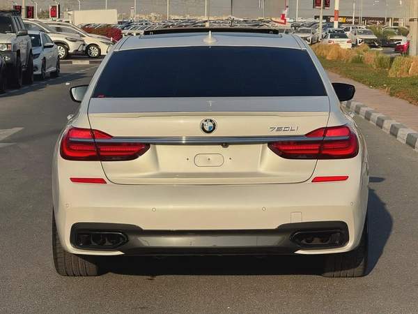 BMW 750LI MINT CONDITION CAR FULL OPTION