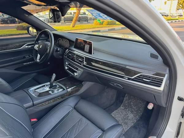 BMW 750LI MINT CONDITION CAR FULL OPTION