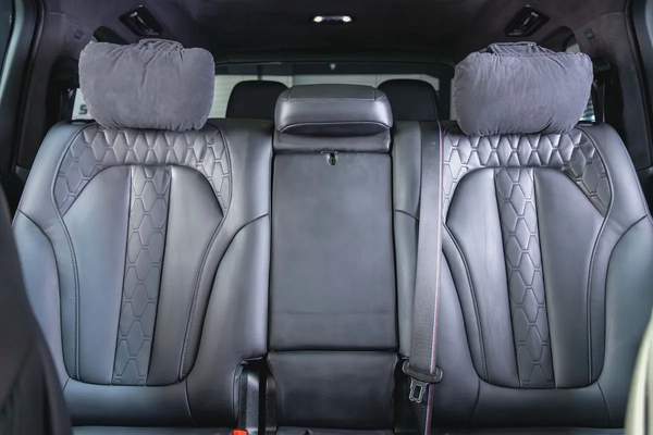 BMW X7 M60i M-Sport - Full Agency Service History - Full Option - GCC Specs